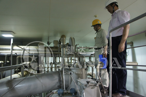 日本兴人双滚筒刮板干燥机生产线