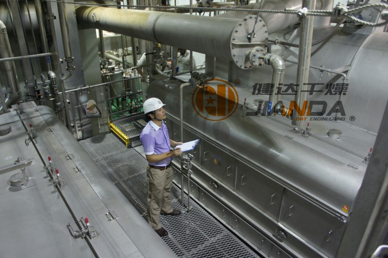 日本兴人双滚筒刮板干燥机生产线